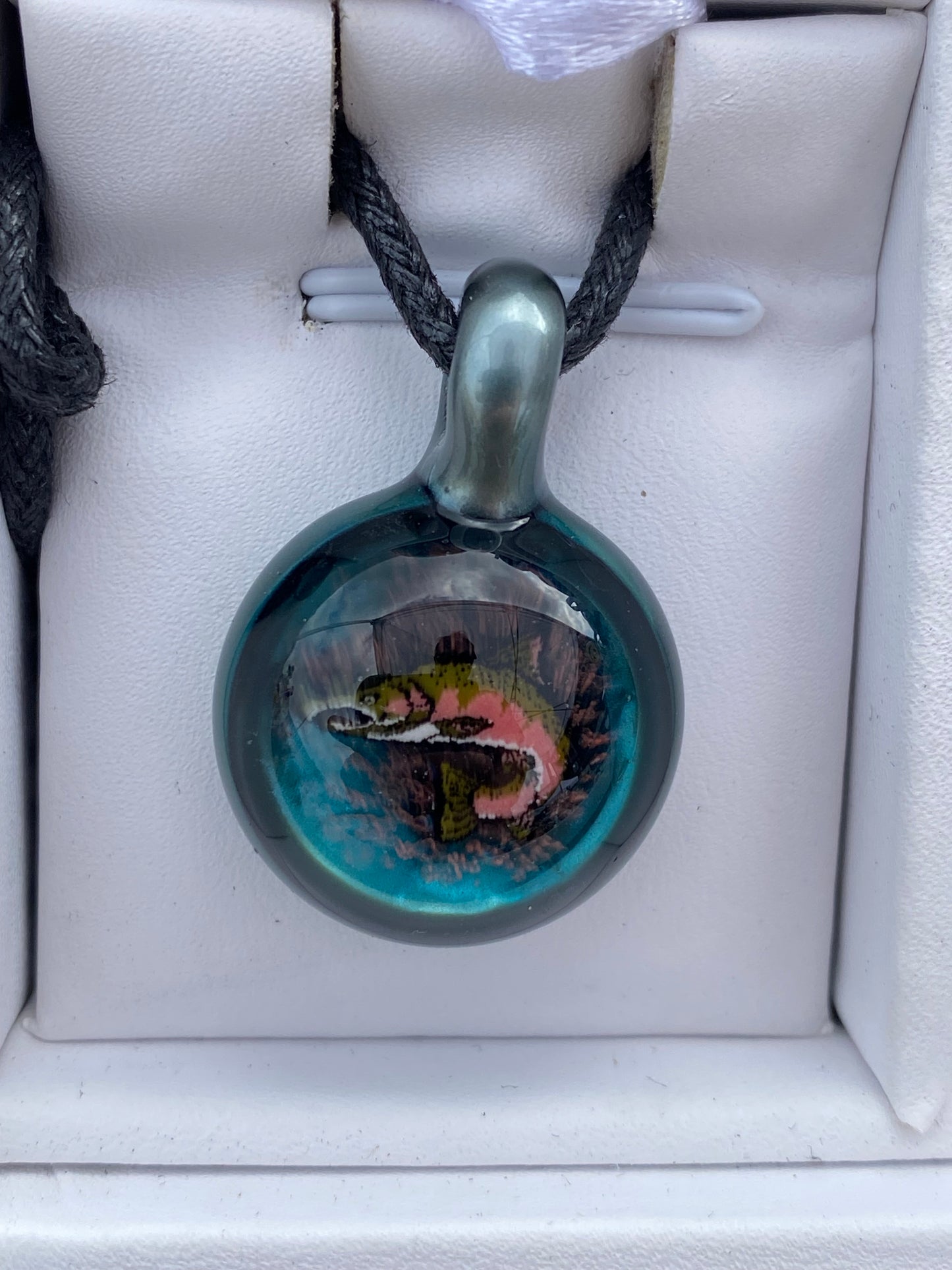 Salmon Pendant - Neptunium