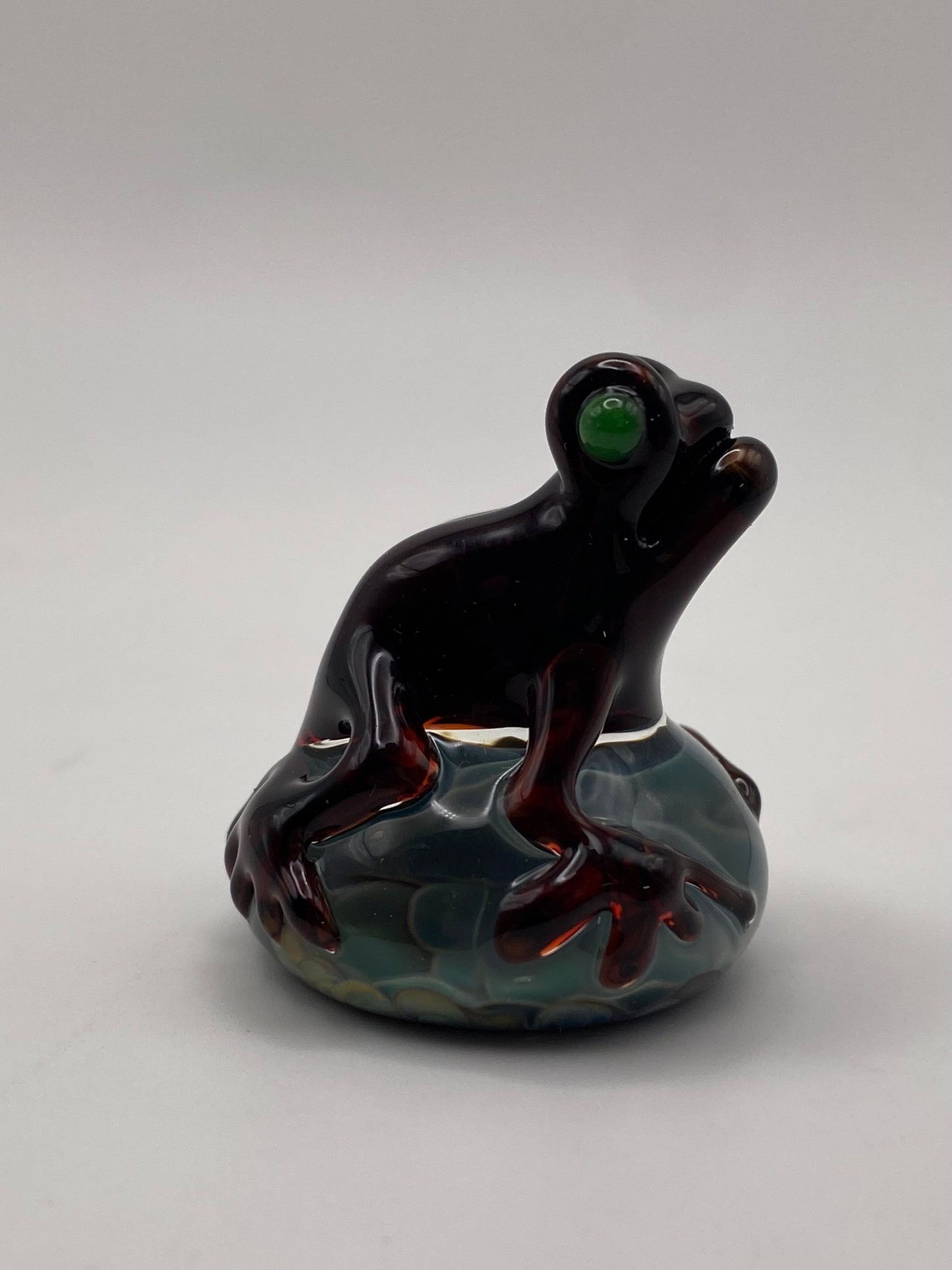 Toad on Small Rock - Electrum/red