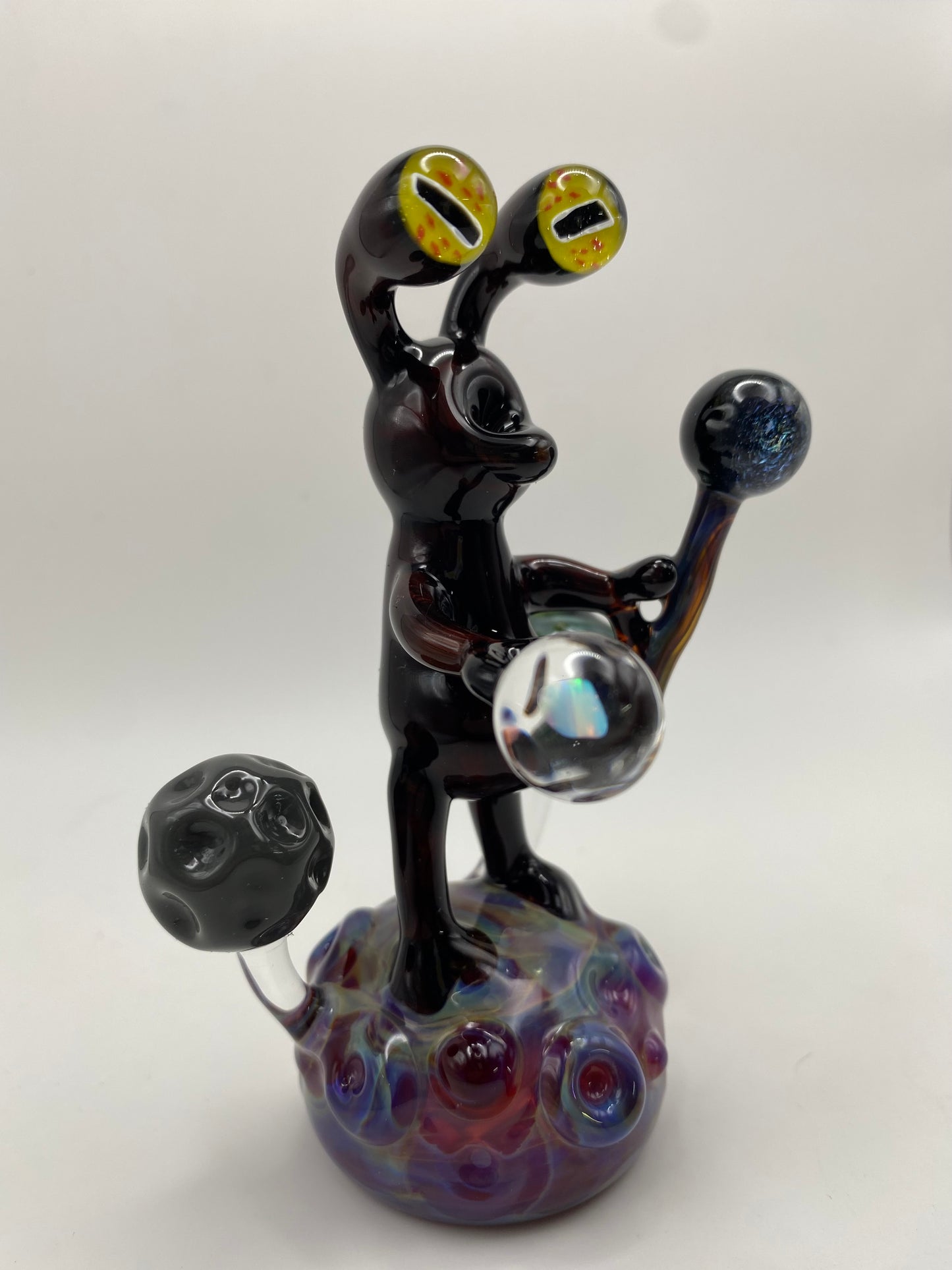 Alien Shaman Sculpture - Happy little planet