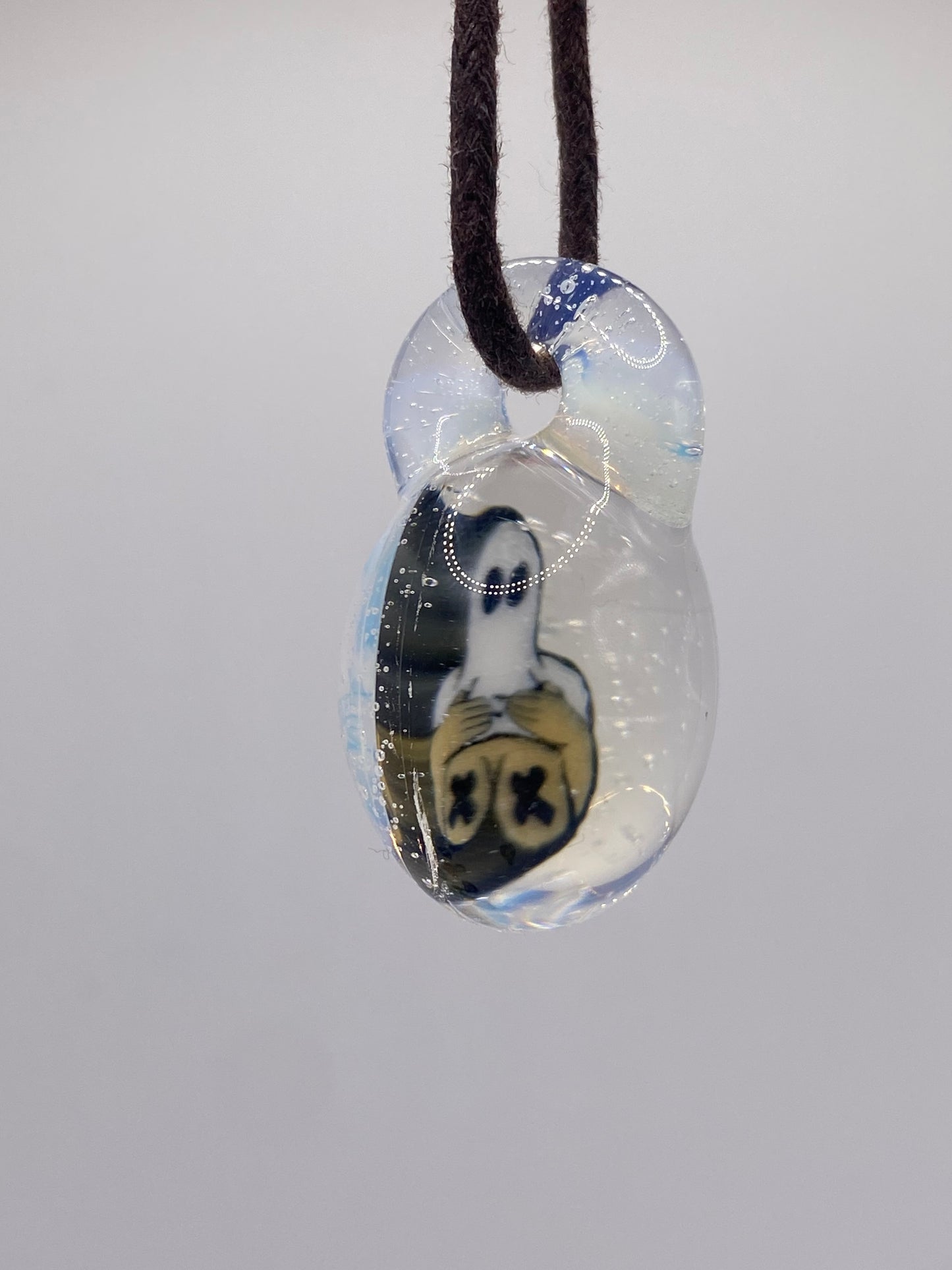 Boo!!bee UV Pendant - Secret White