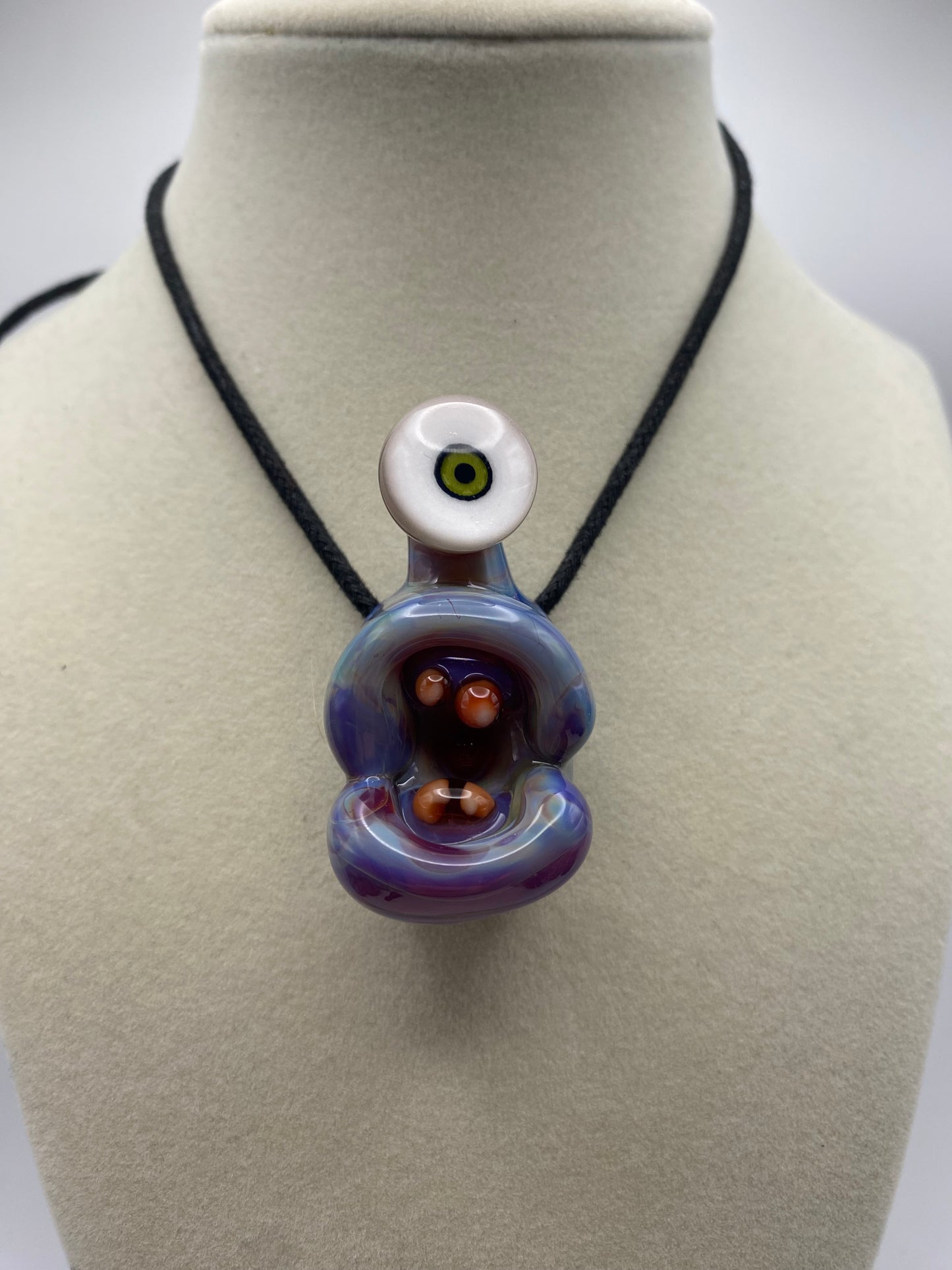 Little Monsters Pendant - Lokis Lipstick w/ Stevenbakerart eye