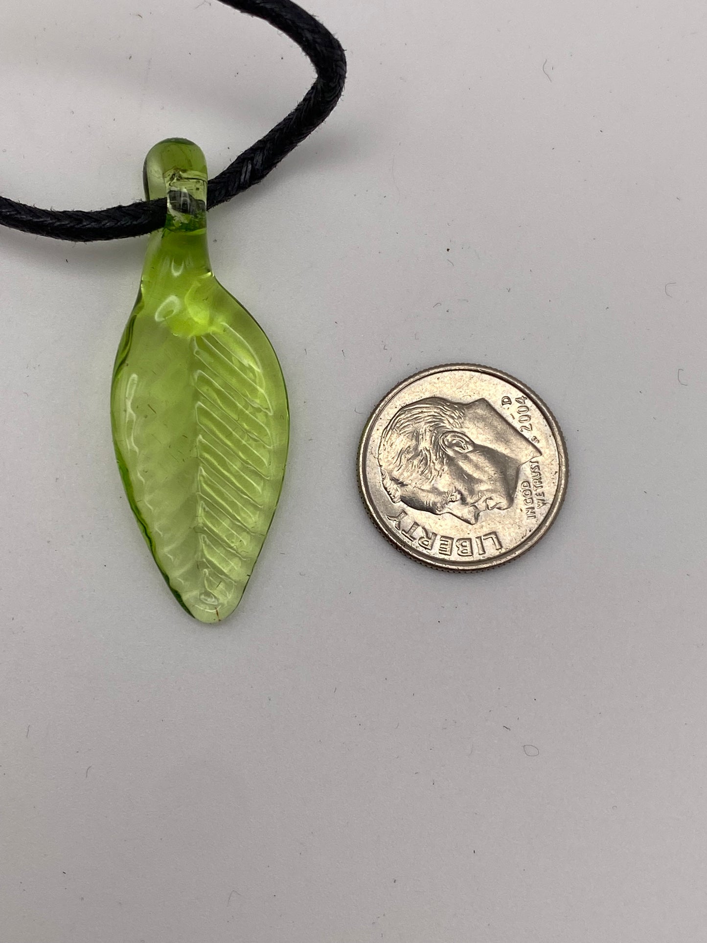 Leaf Pendant - Kryptonite
