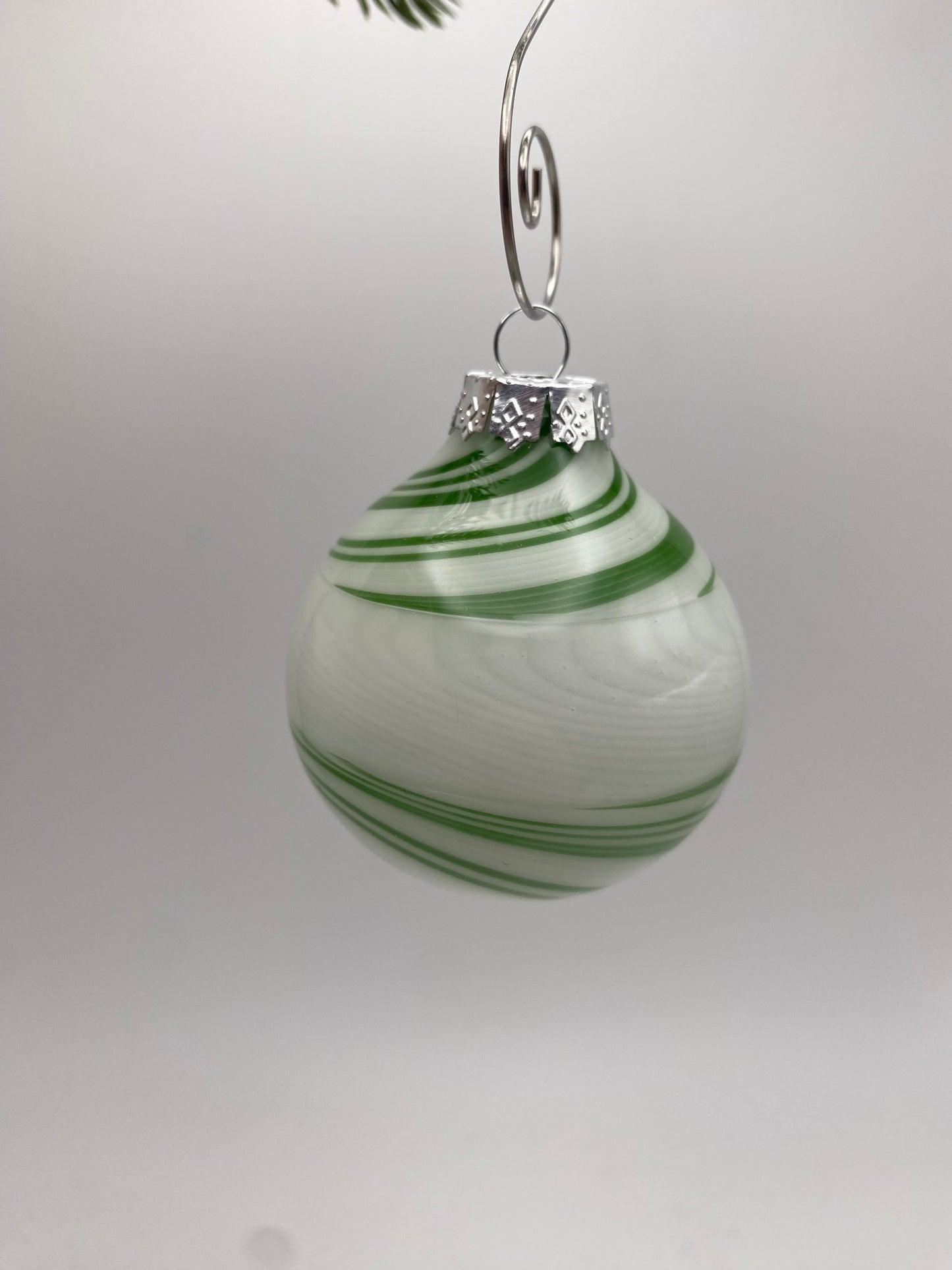 Spearmint Encalmo Ornament