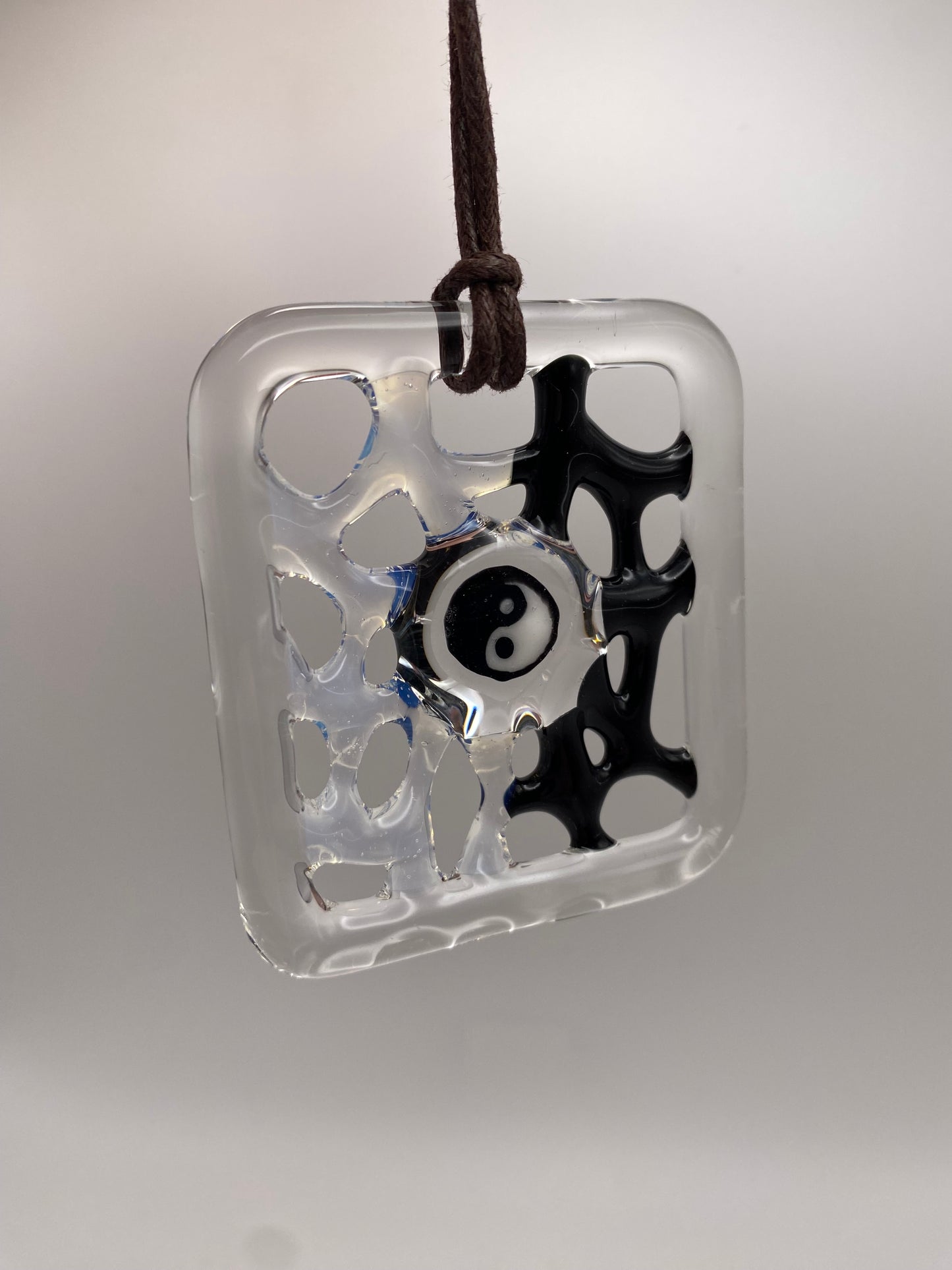 Murrine Webbing Ornament - Yin Yang