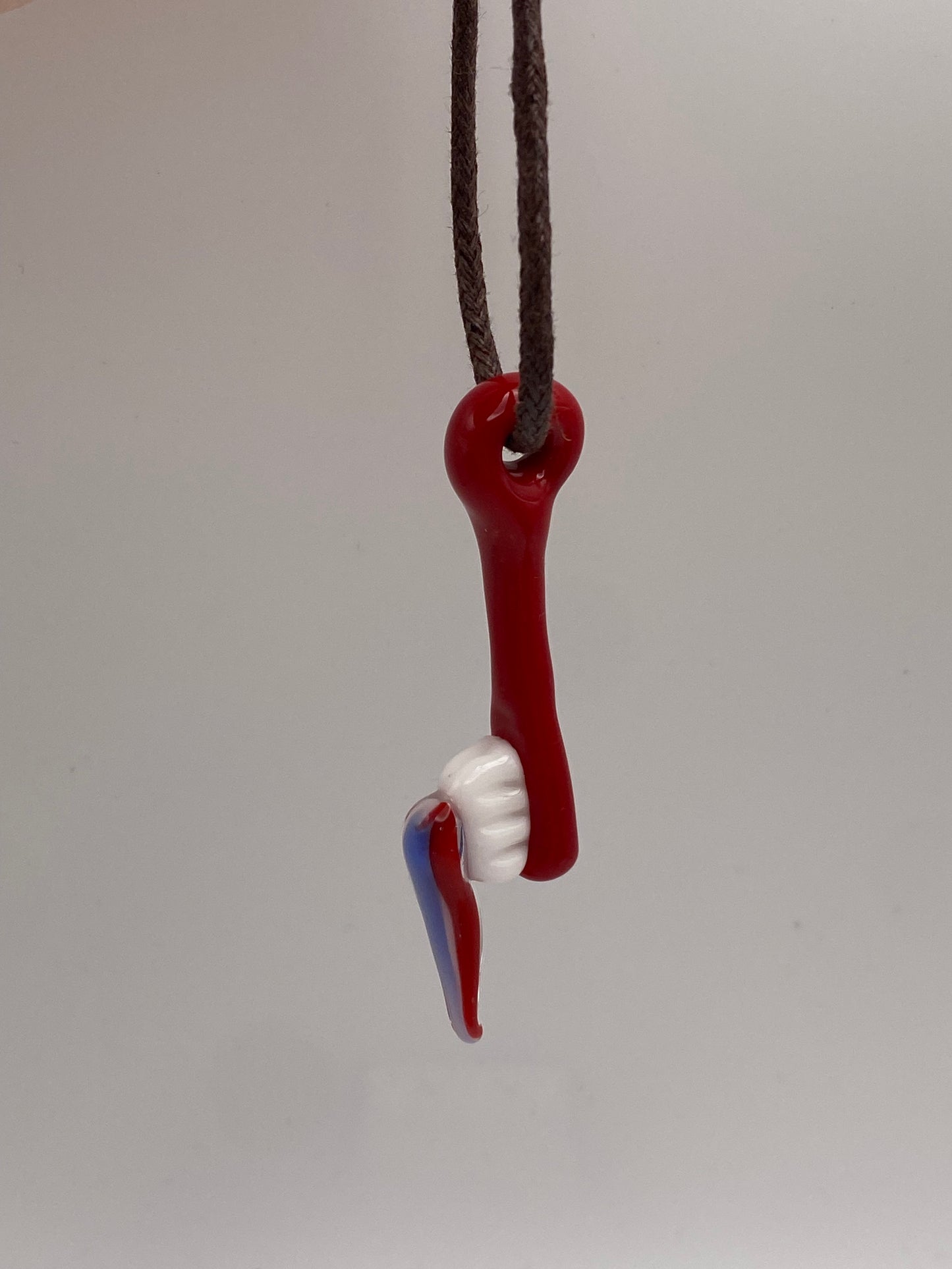 Toothbrush UV Pendant