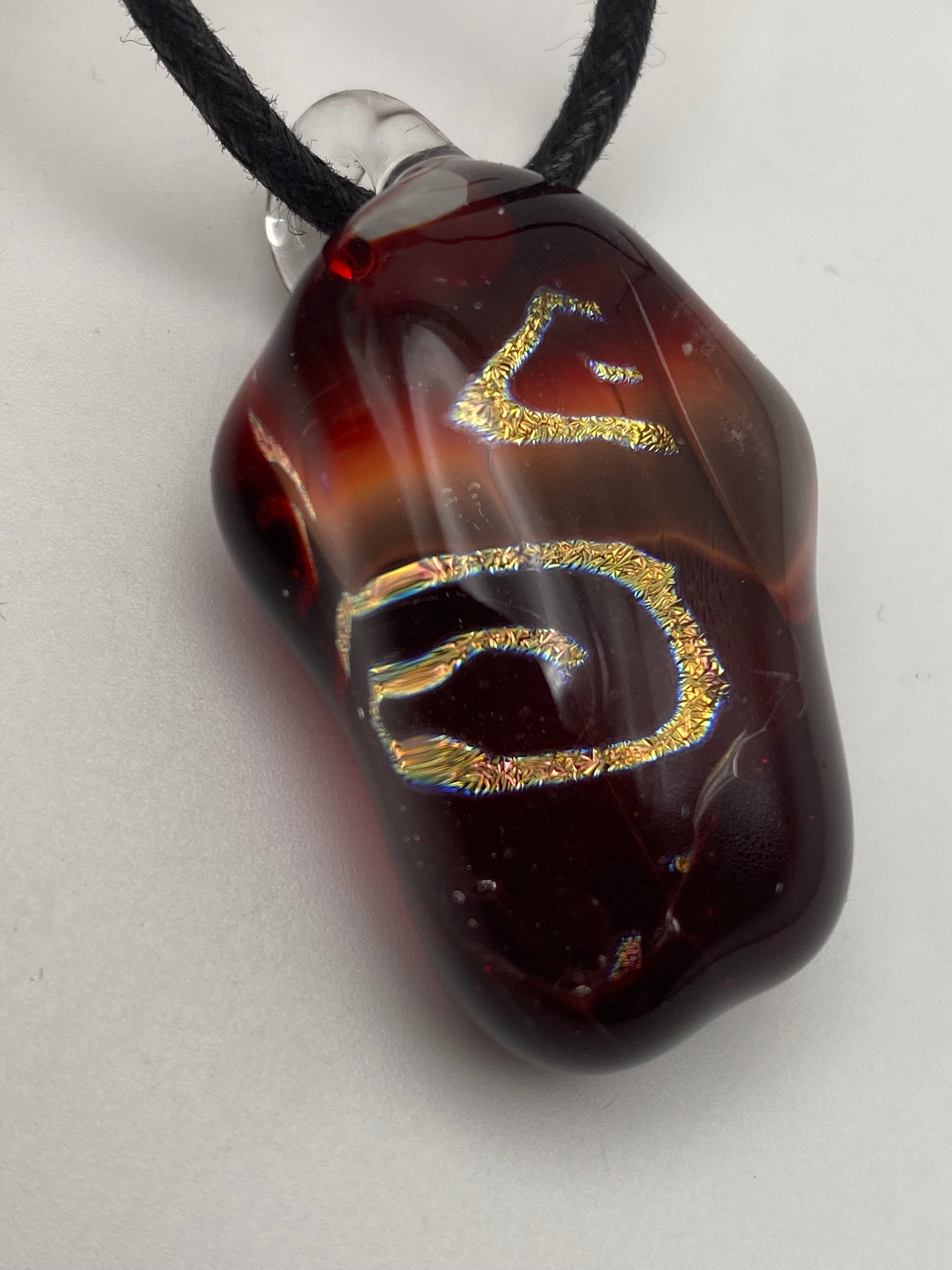 Dichroic Slab Pendant - Gold/rainbow/ruby red
