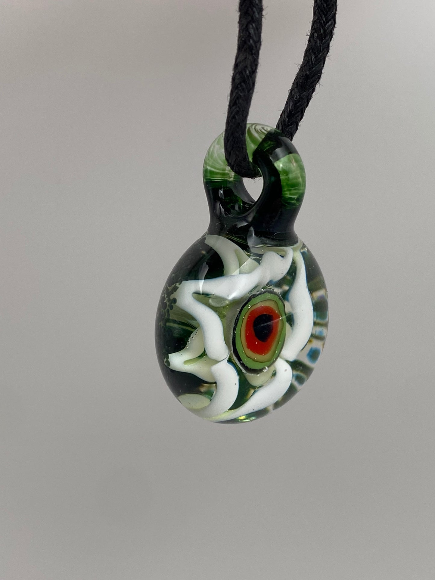 Eyeball Flower Pendant - Experimental Green w/ White Flower and UV