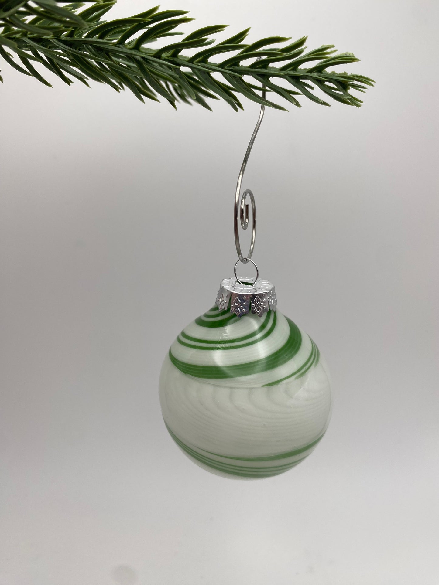 Spearmint Encalmo Ornament