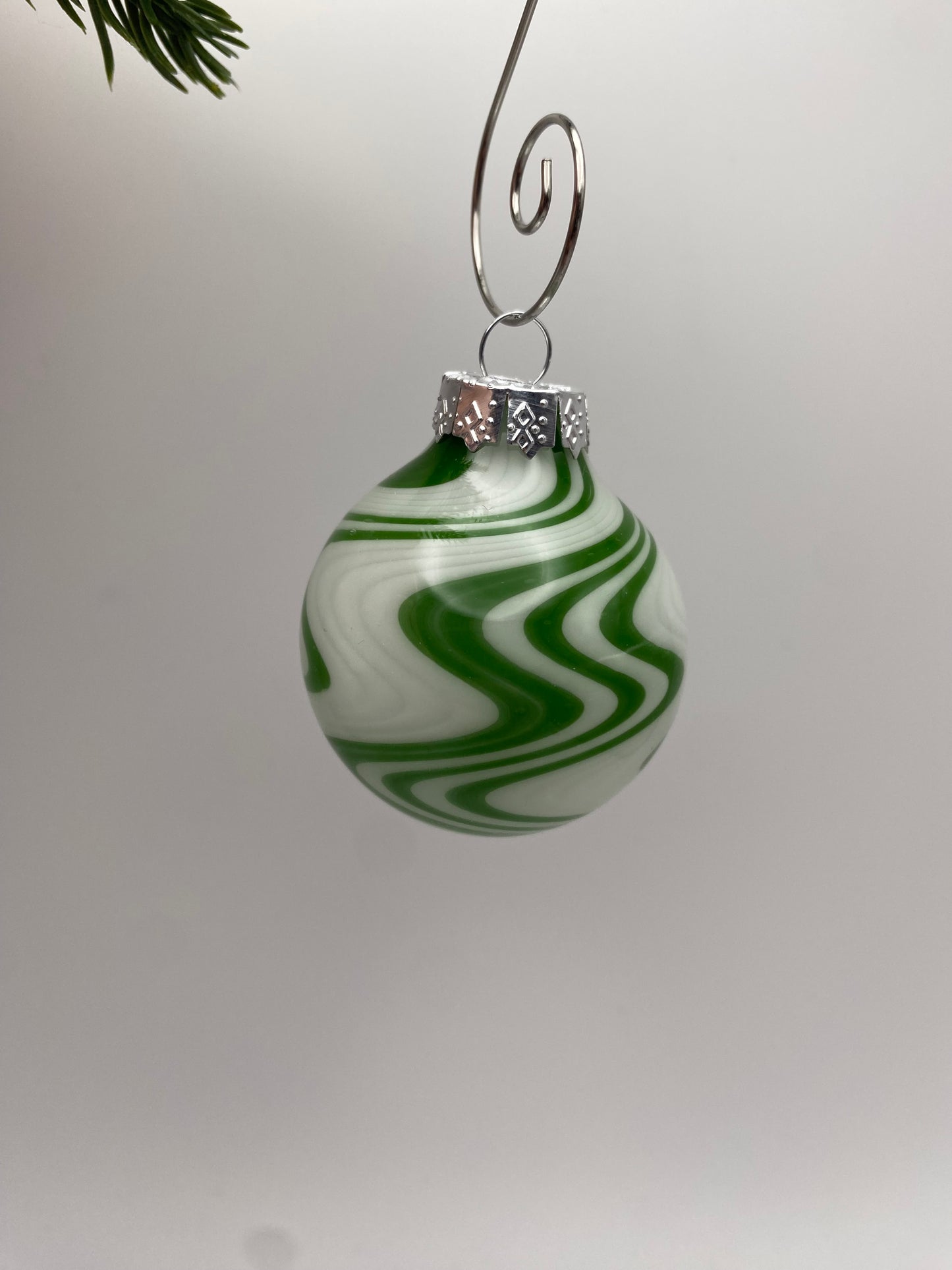 Spearmint Wig Wag Ornament