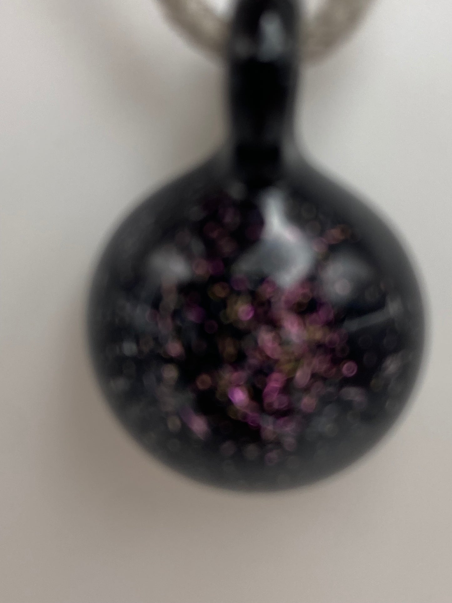 Dichroic Pendant - Magenta