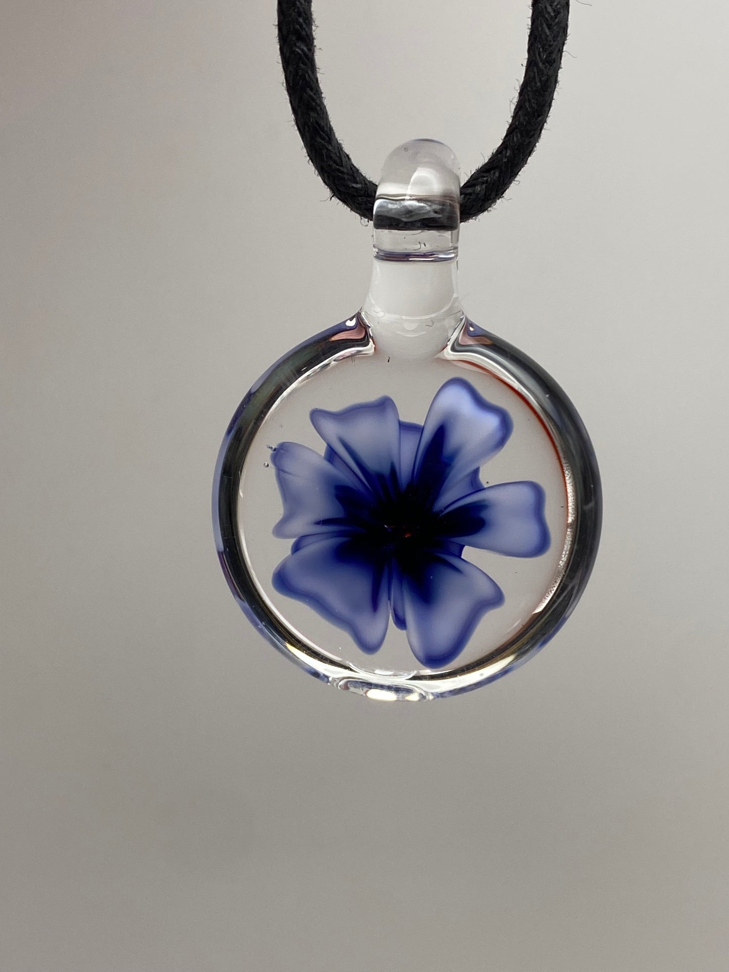 Flower Implosion Pendant - Cobalt and White - Red Stamen