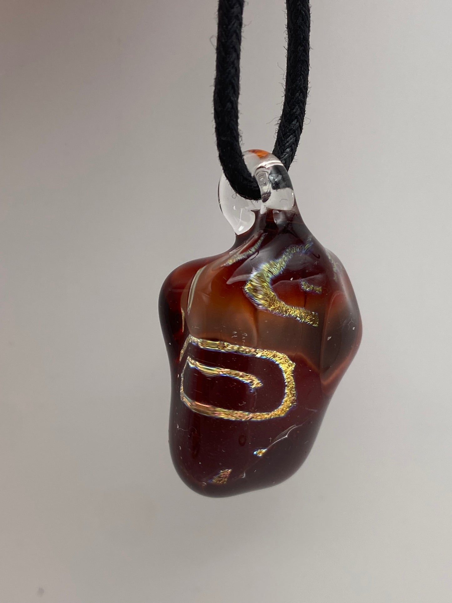 Dichroic Slab Pendant - Gold/rainbow/ruby red