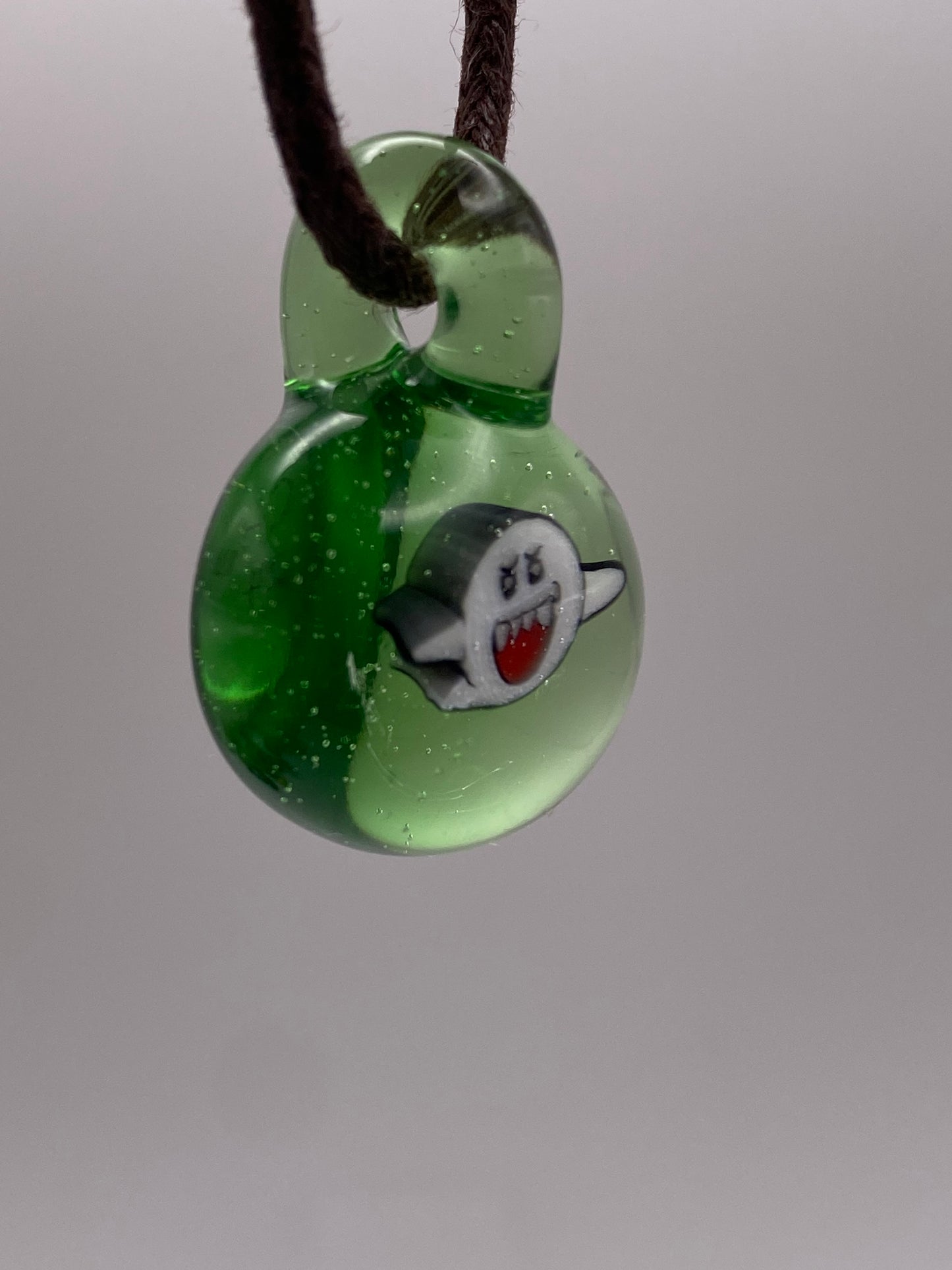 Boo Pendant - Kryptonite