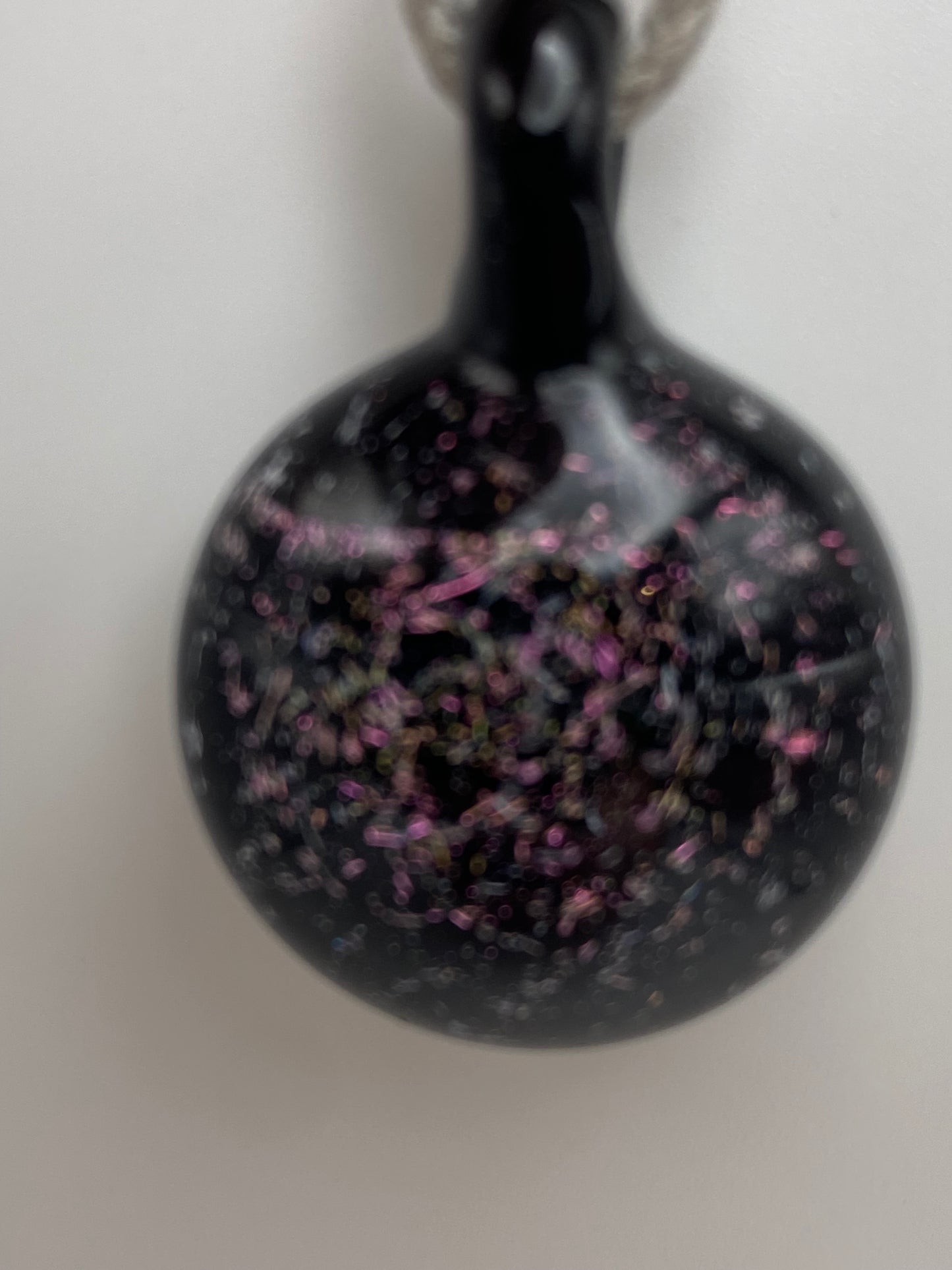 Dichroic Pendant - Magenta