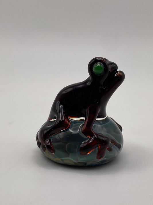 Toad on Small Rock - Electrum/red