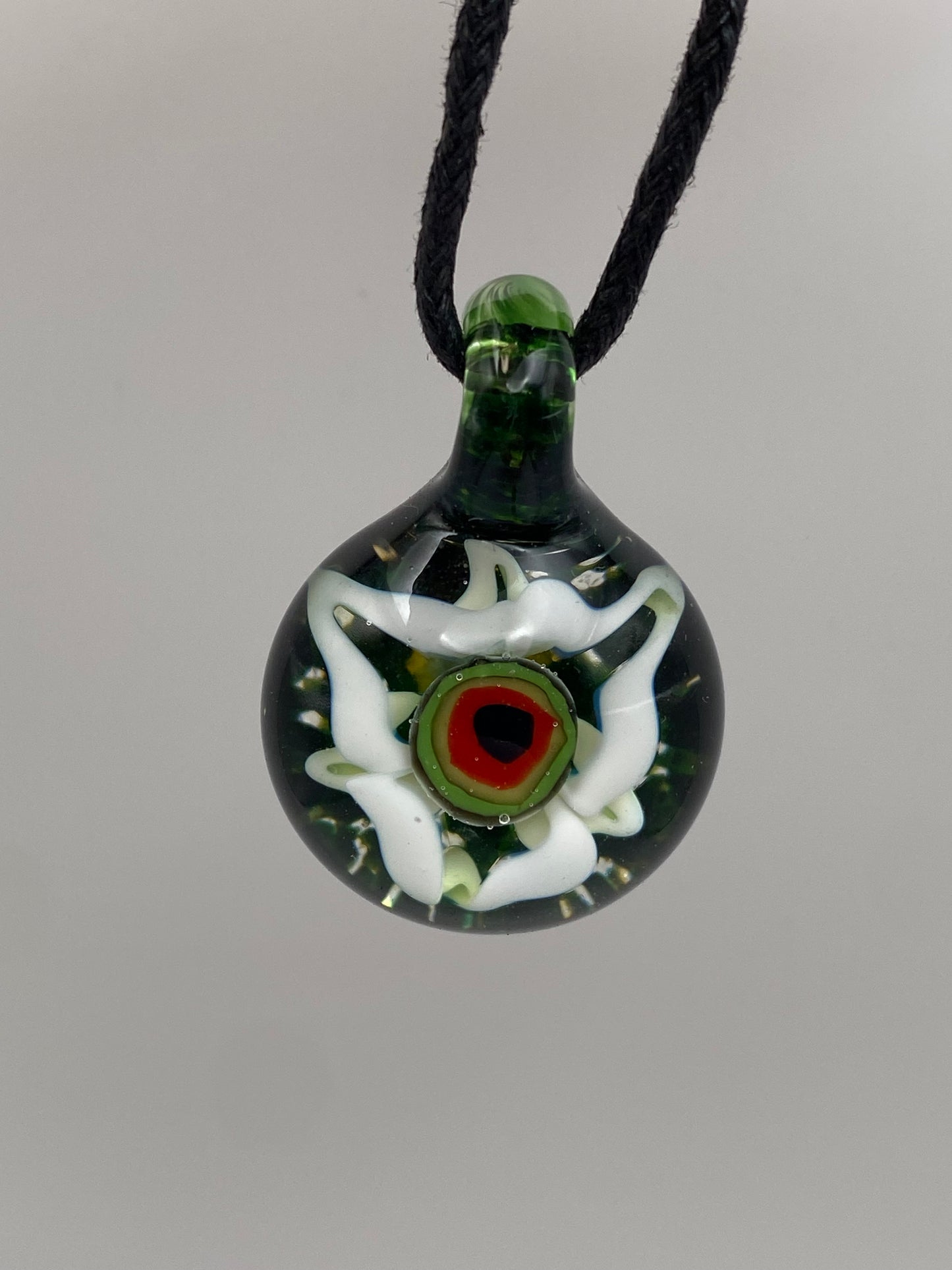 Eyeball Flower Pendant - Experimental Green w/ White Flower and UV