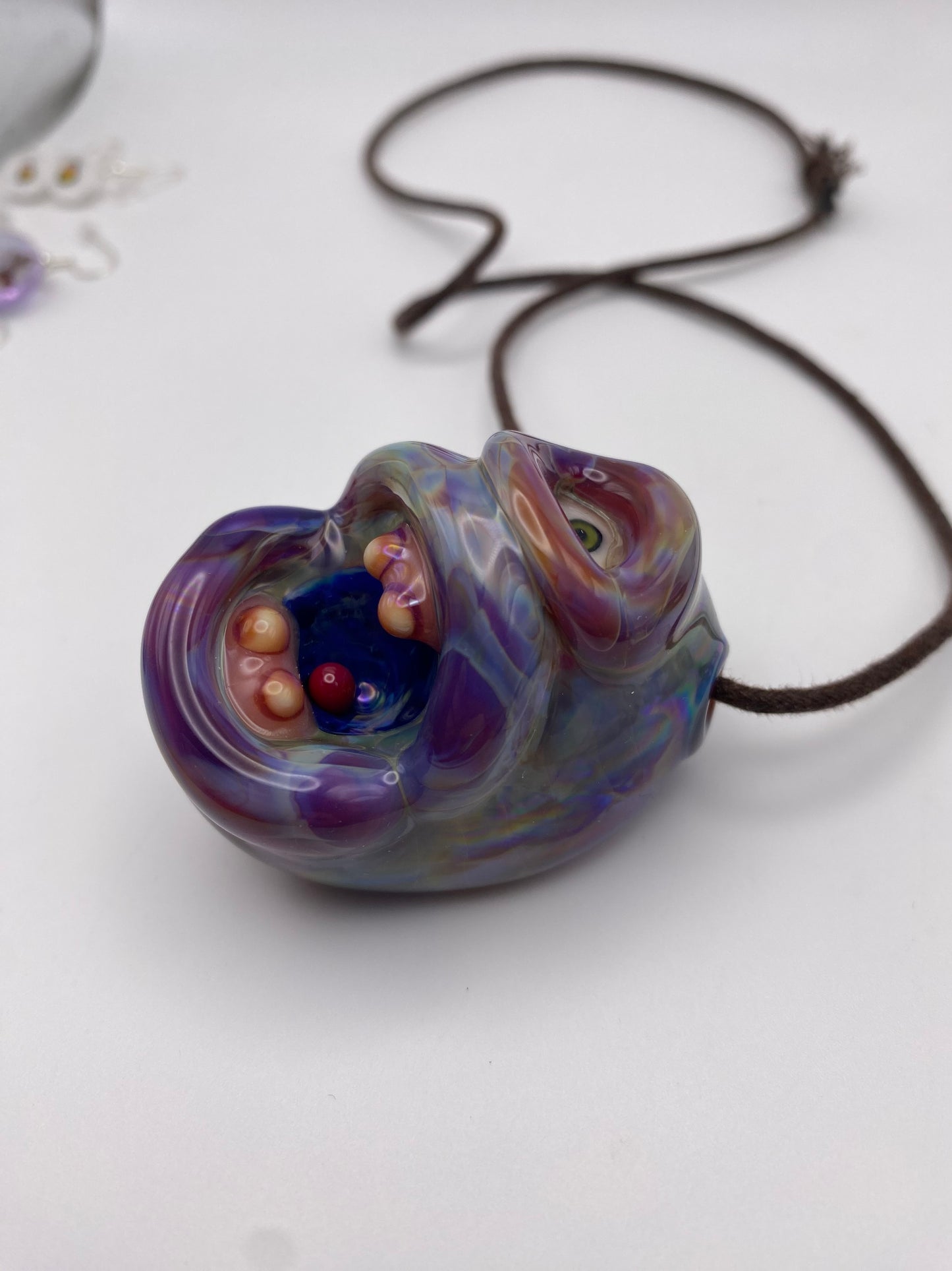 Cy Guy Pendant - Amber Purple