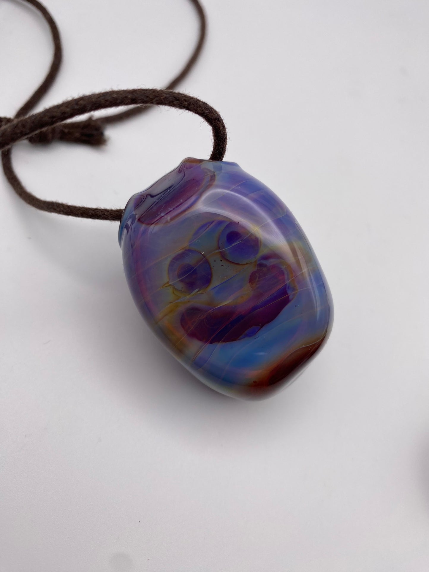 Cy Guy Pendant - Amber Purple