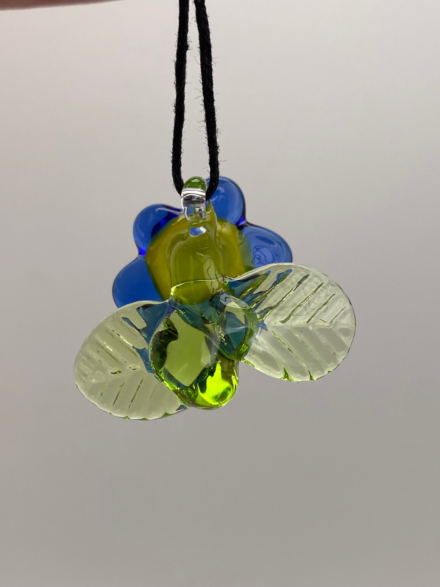 Flower Pendant - yellow/blue