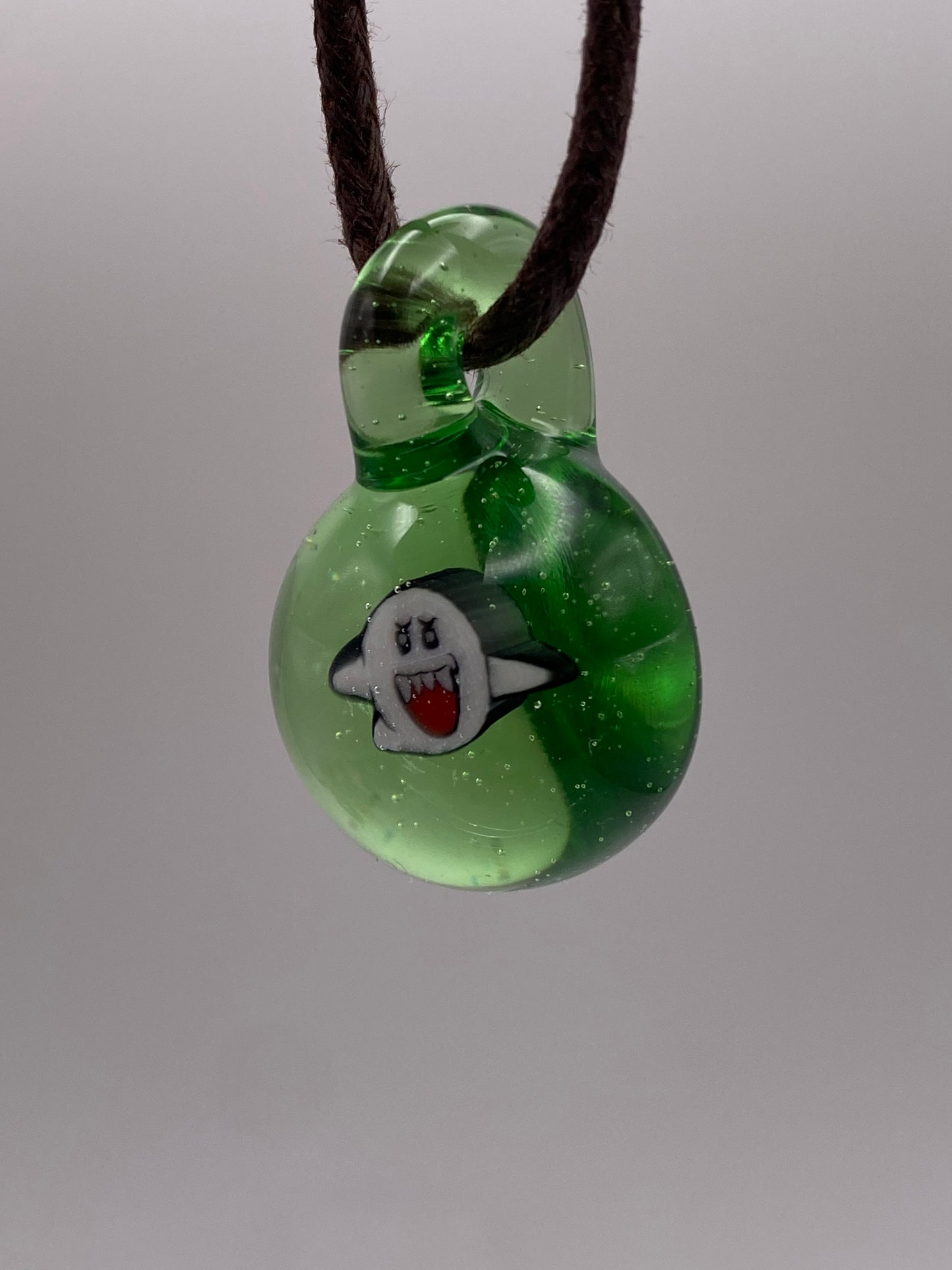 Boo Pendant - Kryptonite